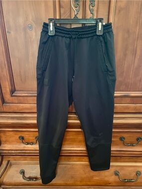 Under Armour Black Men's Performance Jogger Sweatpants
